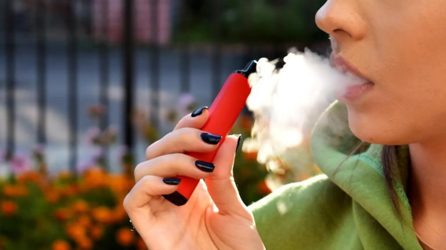 Children starting secondary school as vape addicts