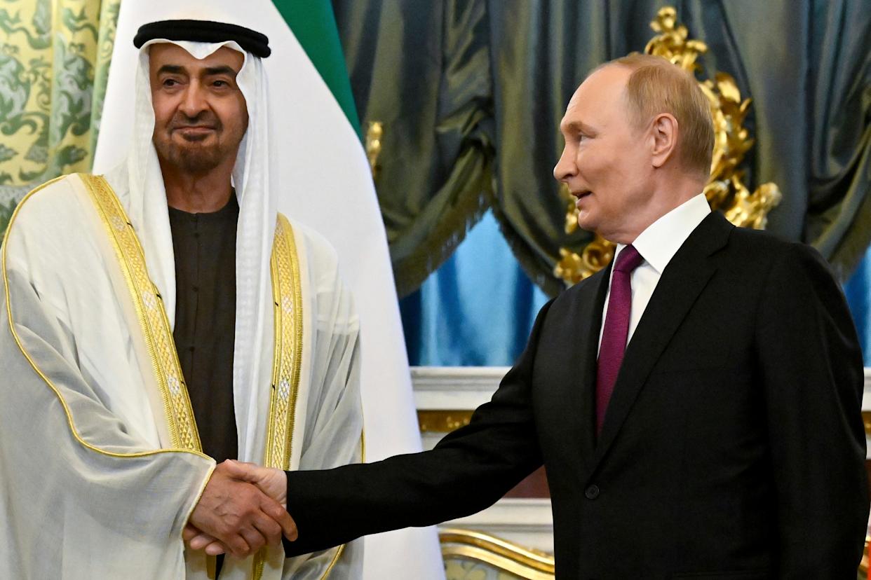 Putin hopes to travel overseas to meet Trump despite arrest warrant for war crimes